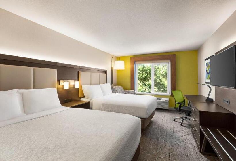 فندق Holiday Inn Express & Suites Redding, An Ihg