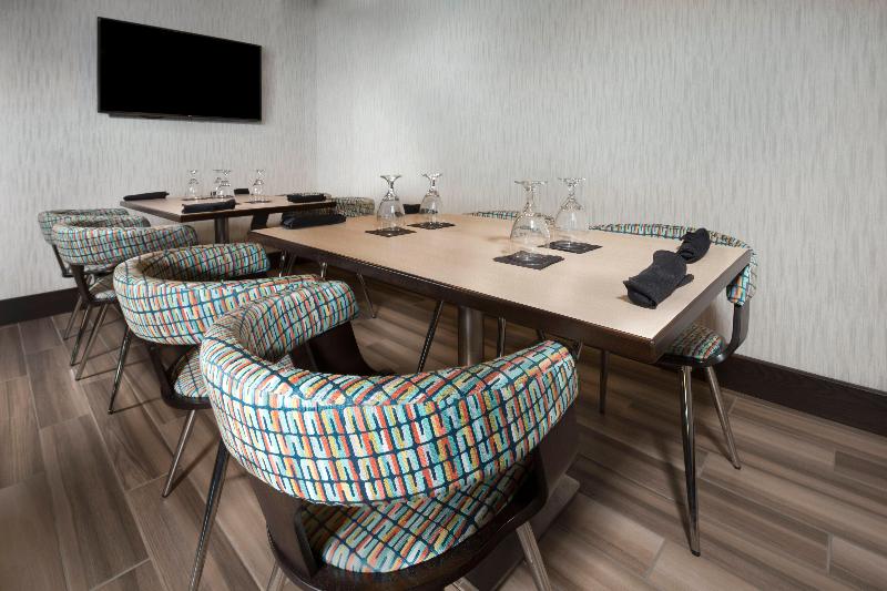 فندق Holiday Inn & Suites Arden   Asheville Airport, An Ihg