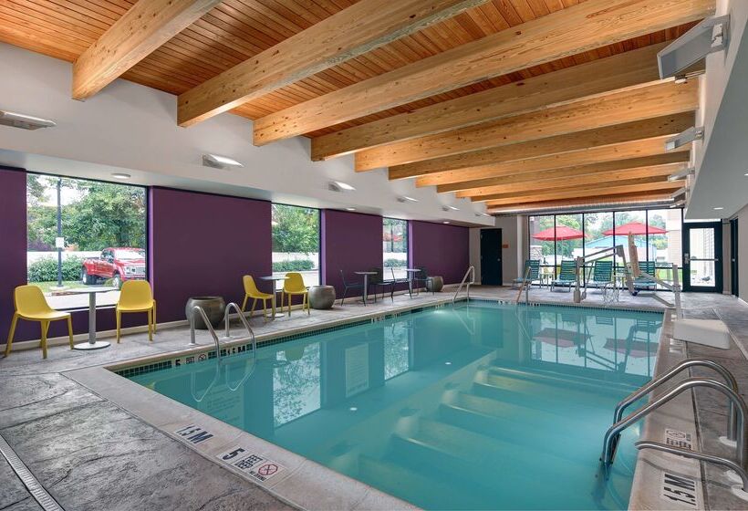 Отель Home2 Suites By Hilton Bordentown