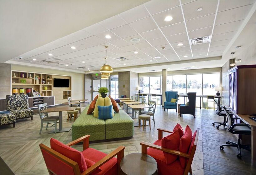 هتل Home2 Suites By Hilton Stow