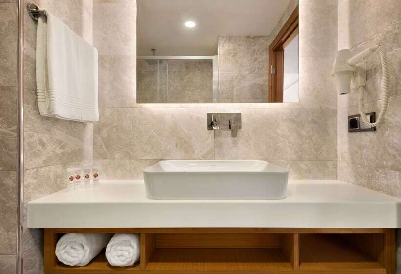 فندق Ramada By Wyndham Giresun Piraziz