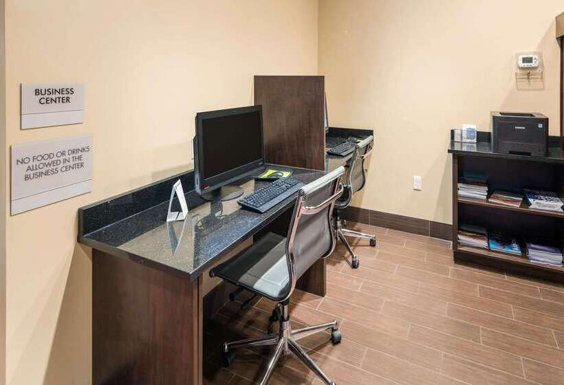 בית מלון כפרי Sleep Inn & Suites Hurricane Zion Park Area