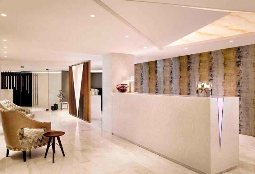 The Alexander, A Luxury Collection Hotel, Yerevan