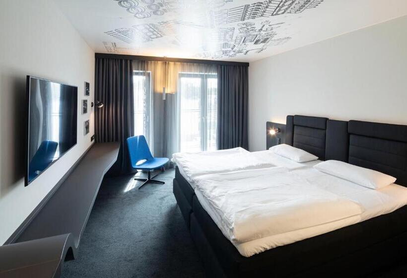 V8 Hotel Köln At Motorworld