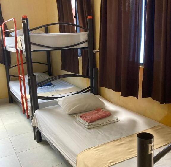 فندق صغير Hostal La Ermita