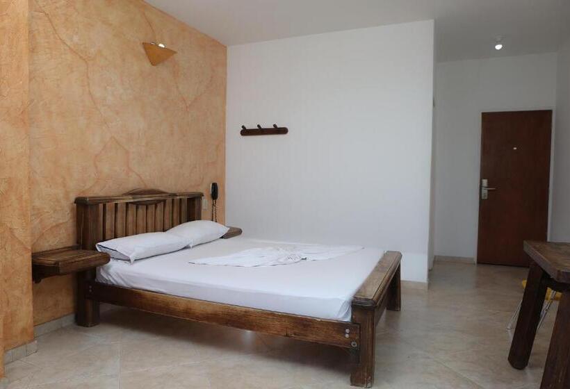 هتل Anamichu Suites