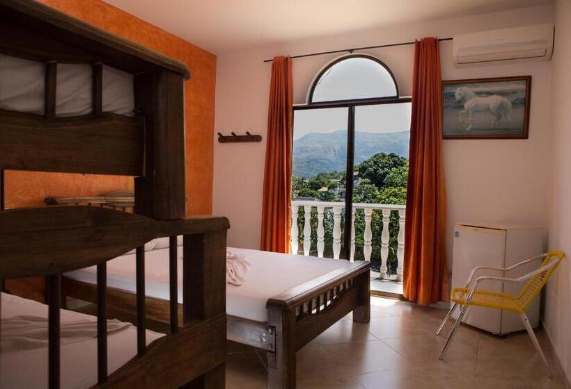 هتل Anamichu Suites