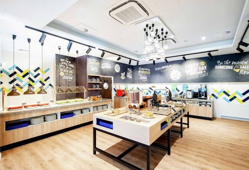 ホテル Hampton By Hilton Oswiecim