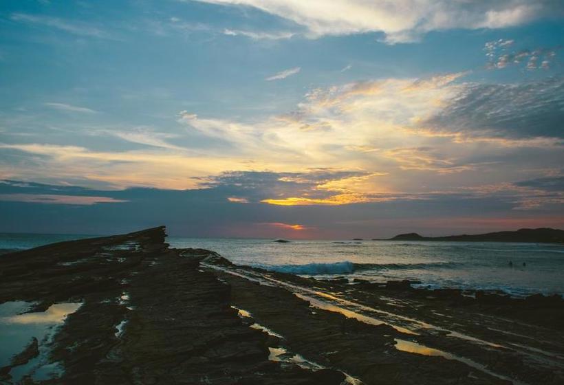 هتل Magnific Rock   Surf Resort & Yoga Retreat Nicaragua