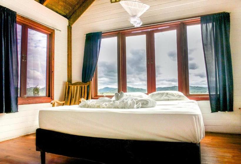 هتل Magnific Rock   Surf Resort & Yoga Retreat Nicaragua