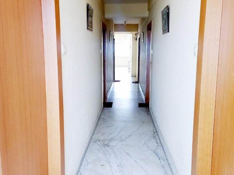 فندق Rajdhani Plaza