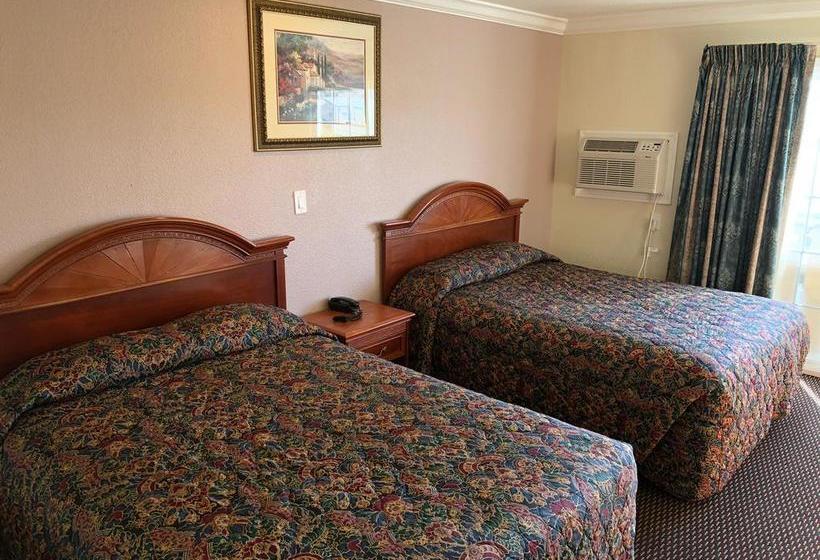 Thunderbird Motel
