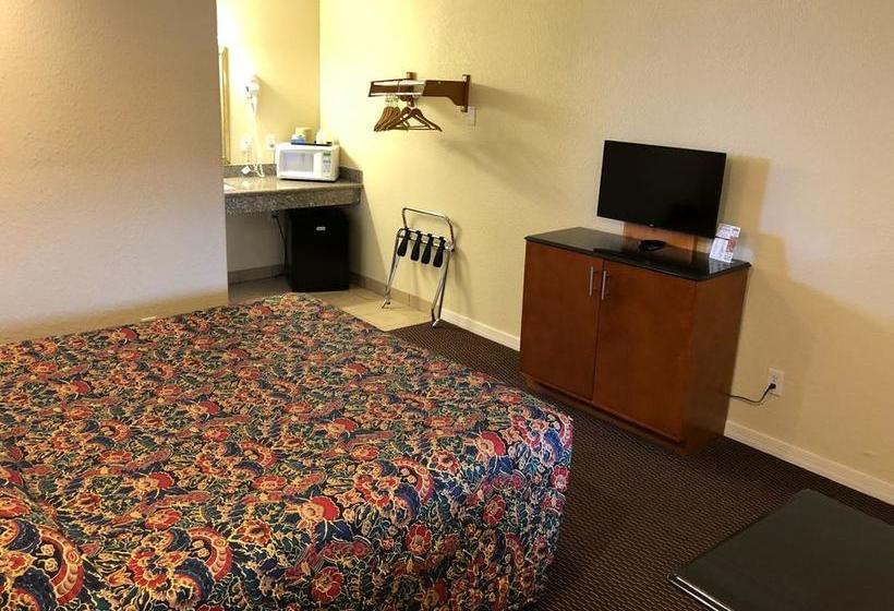 Thunderbird Motel