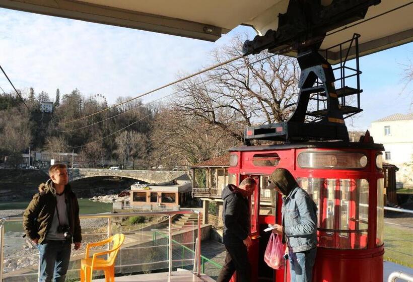 هاستل Mimino Guest House
