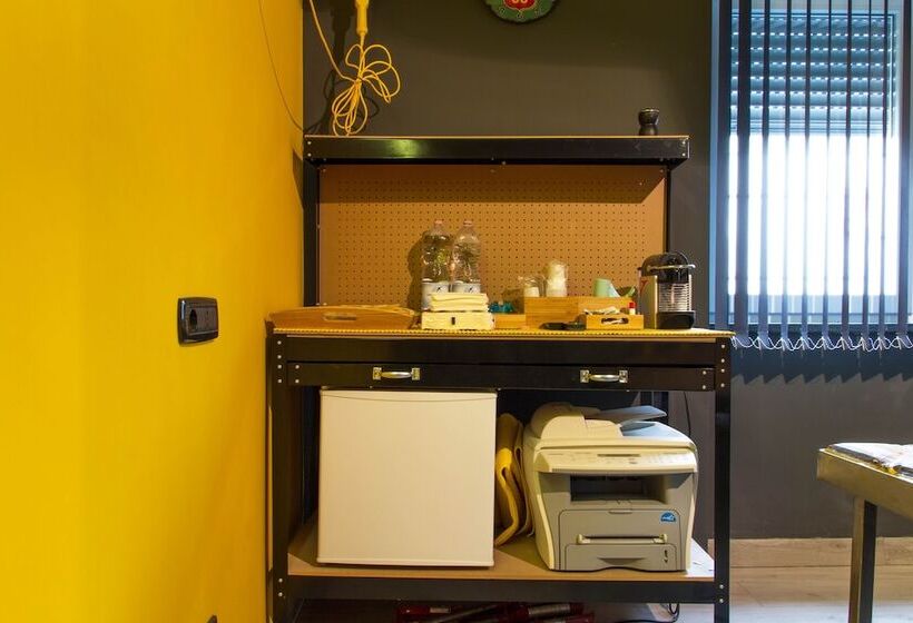 مبيت وإفطار B2in Suite & Office