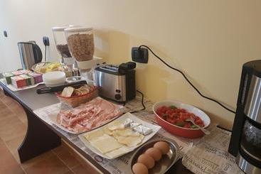 تختخواب و صبحانه Relais La Villa