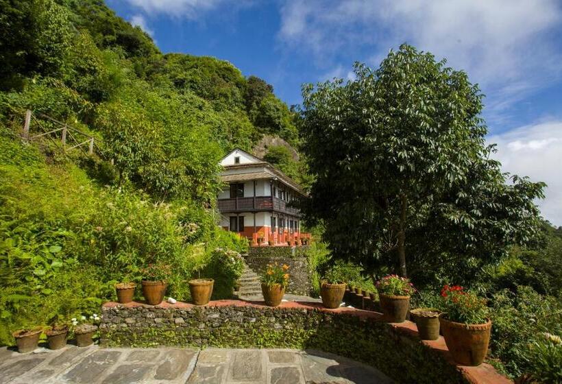 Everest Manla Resort