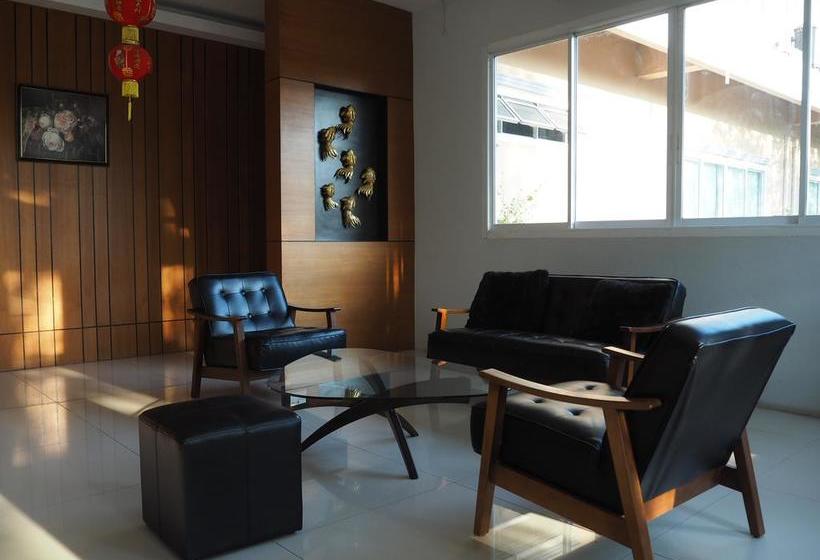 فندق Chaiyaphum Park