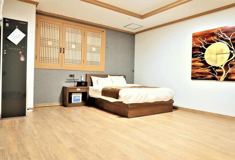 בית מלון כפרי Bolton