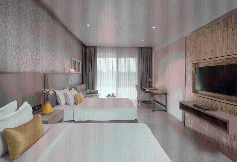 리조트 Kabir Hotel & Spa
