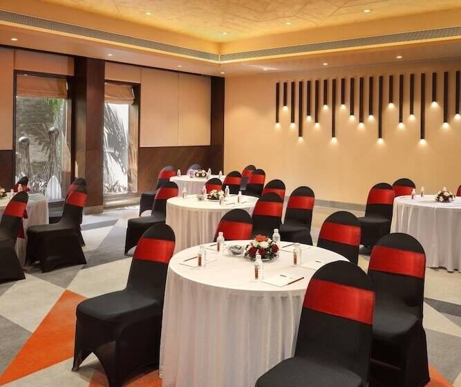 리조트 Kabir Hotel & Spa