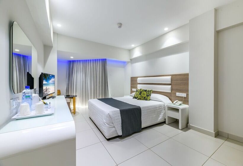 هتل Tasia Maris Sands - Adults Only