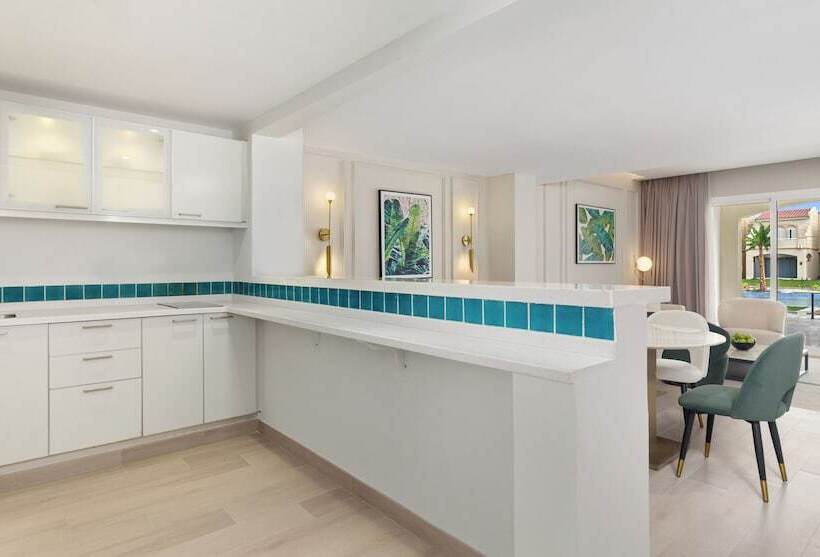 בית מלון כפרי Rixos Obhur Jeddah Resort & Villas