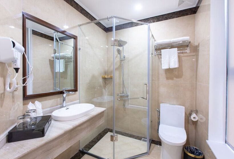 Sala Hotel Mong Cai