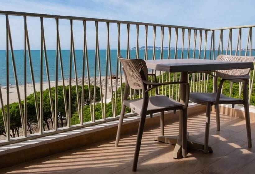 هتل Fllad Resort & Spa