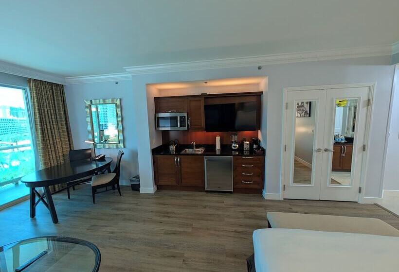 هتل Jet Luxury Elite At The Signature