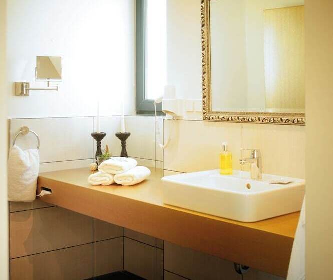 فندق Athen Kelsterbach Frankfurt Airport