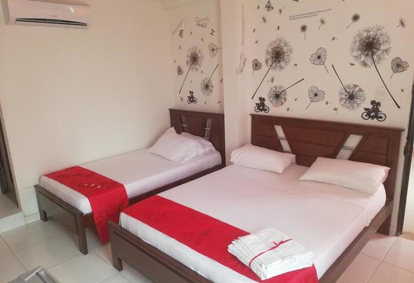 هتل Cartago Plaza