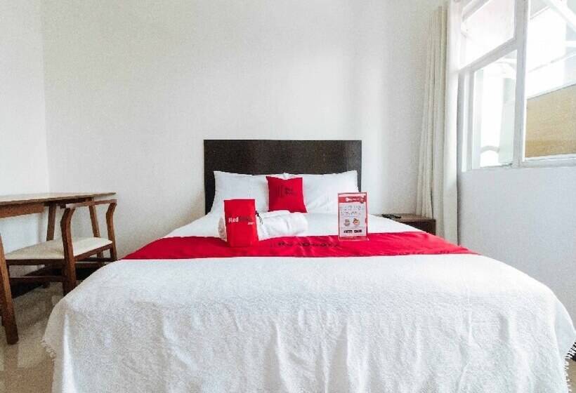 فندق Reddoorz Plus At Banawe Quezon City