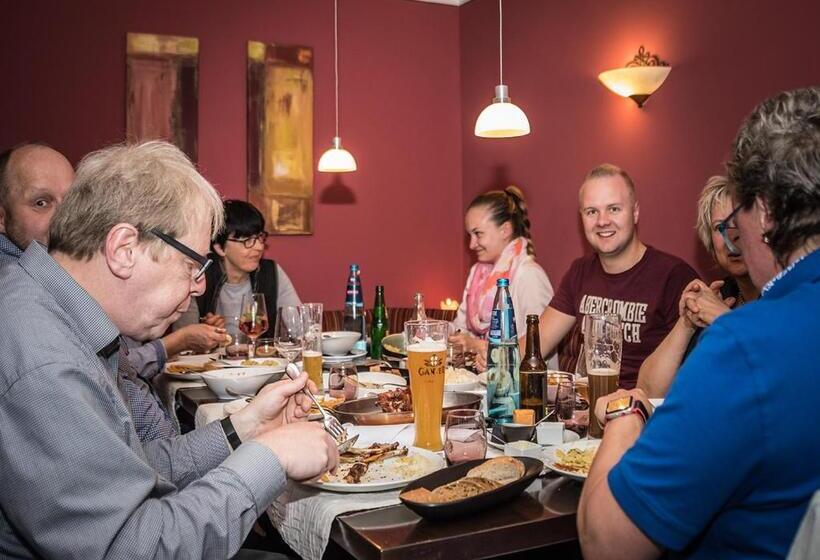 酒店 Restaurant Kochschule Rössle