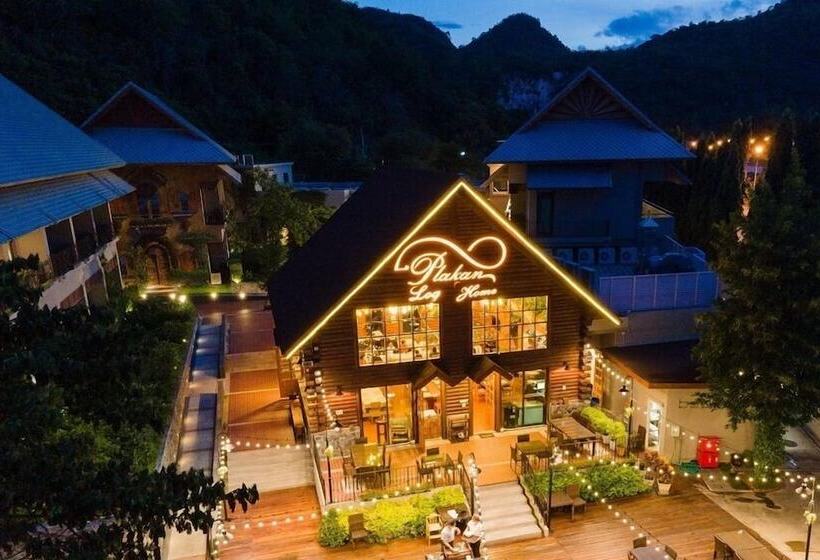 Plakan Resort