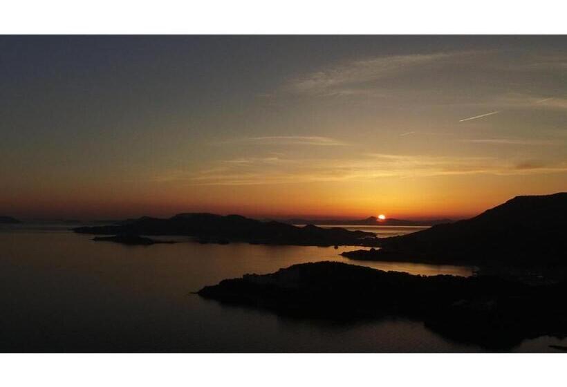 فندق Kokumin Shukusha Shodoshima