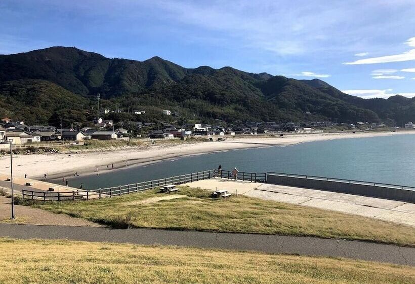 Iwamuro Slow Hostel