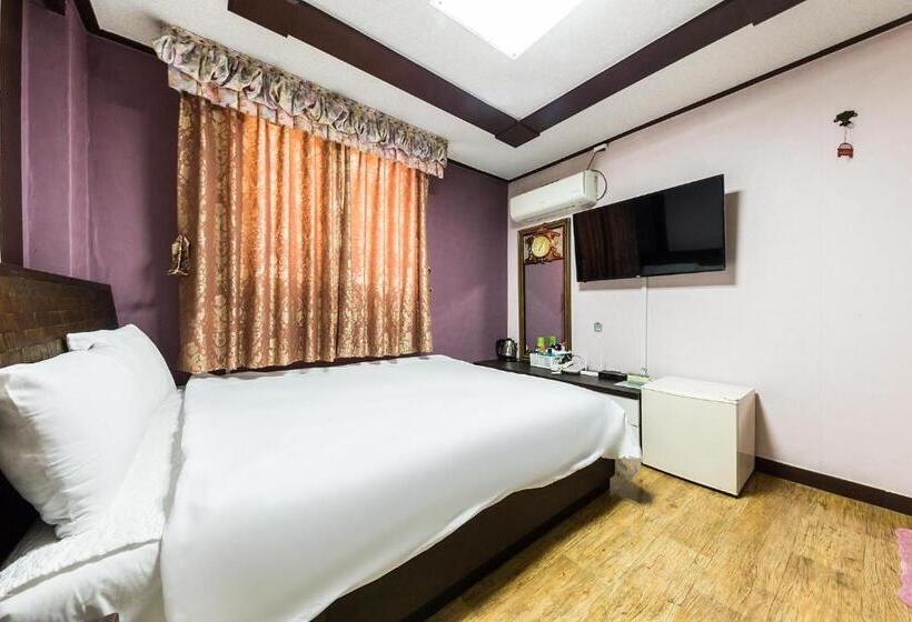 Keumkang Motel