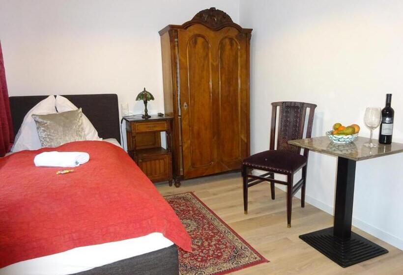 צימר Widhof   Check In Im Hotel Nibelungenhof