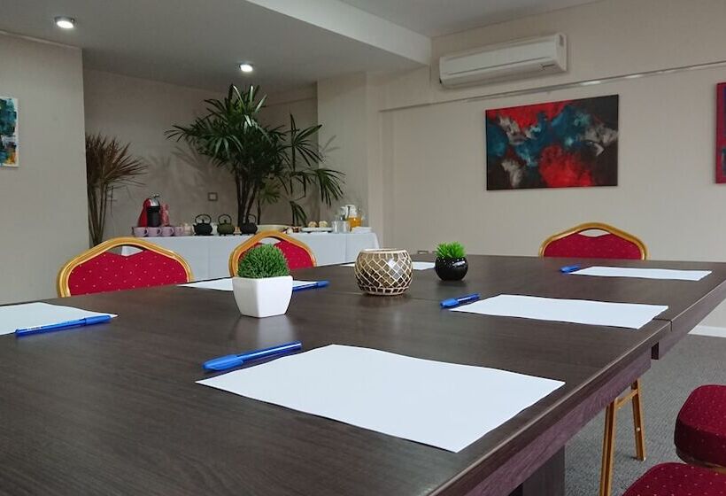 酒店 Days Inn & Suites By Wyndham La Plata