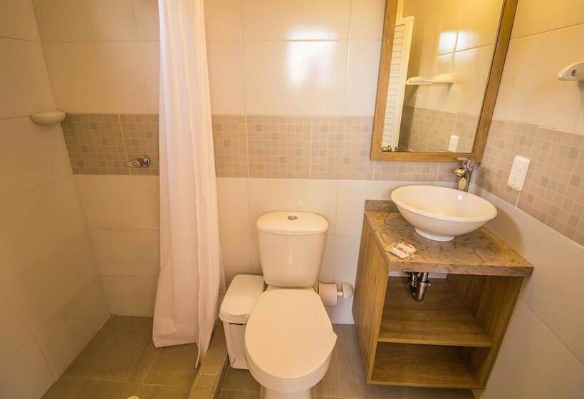 هتل On Vacation Magic Hill