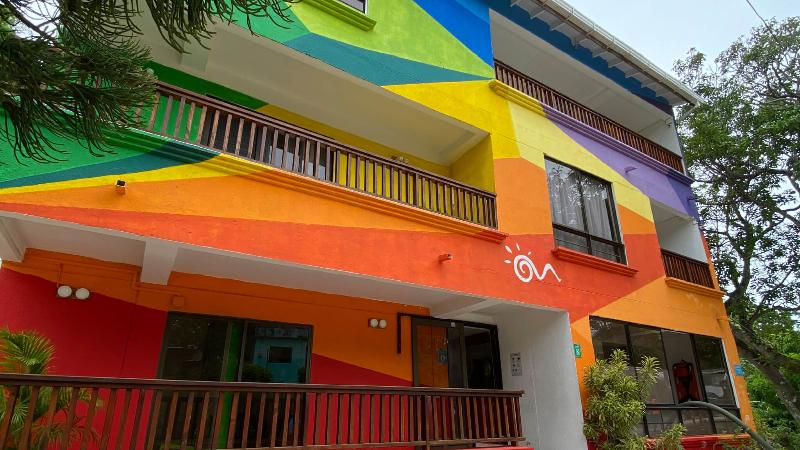 هتل On Vacation Magic Hill