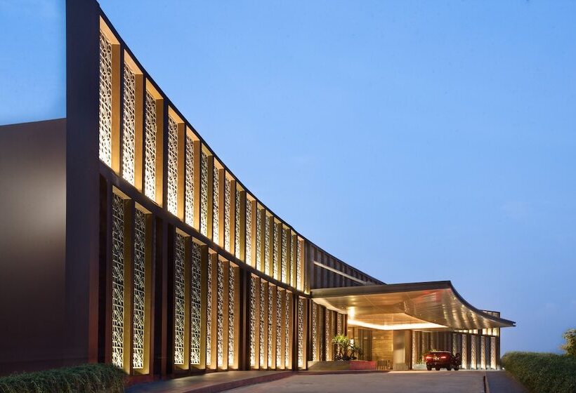 هتل Santika Premiere Bandara  Palembang