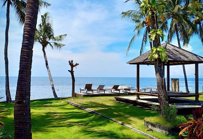 Scuba Seraya Resort