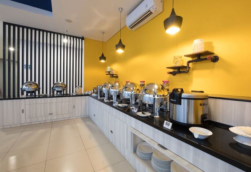 هتل 88 Bekasi By Wh