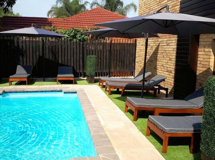 هتل Palm Swift Luxury Accommodation
