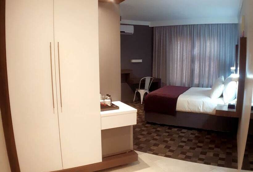 هتل Palm Swift Luxury Accommodation