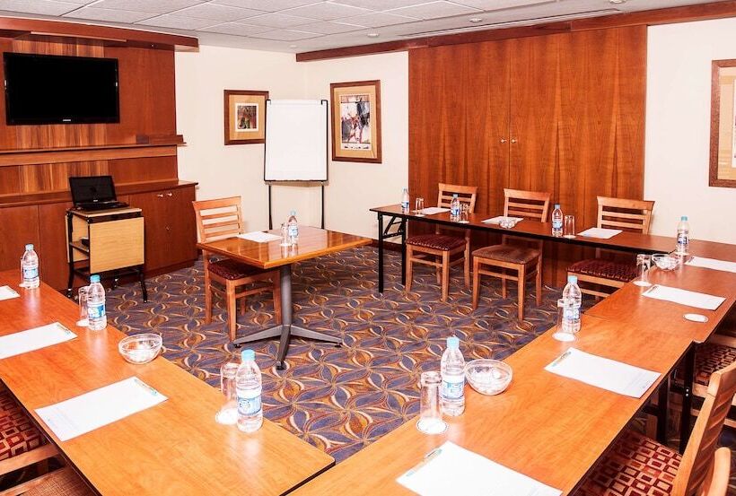 فندق Stayeasy Pretoria