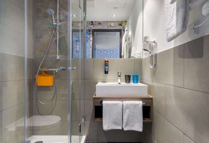 هتل Holiday Inn   The Niu, Welly Kiel, An Ihg