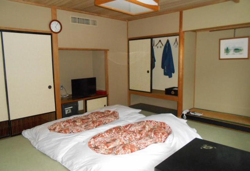 בית מלון כפרי Yunojin